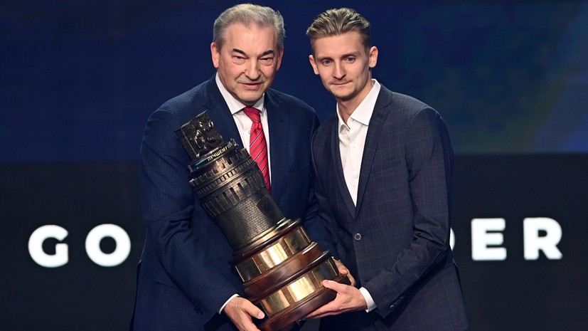Отсутствие Гусева, победа Исаева над Набоковым, признание Разина, костюм Голдобина: чем запомнилась церемония KHL Awards